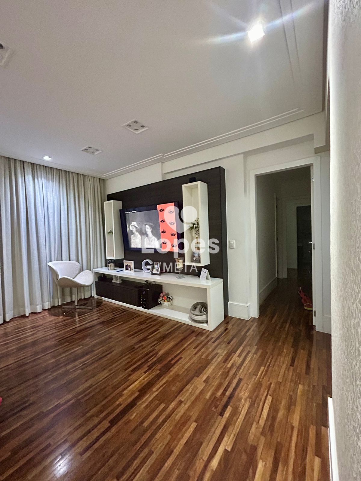 Apartamento para alugar com 3 quartos, 156m² - Foto 9