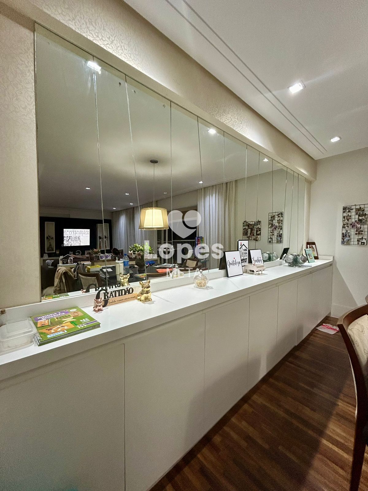 Apartamento para alugar com 3 quartos, 156m² - Foto 10