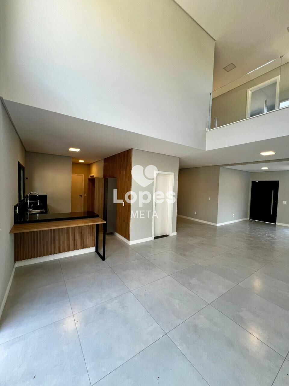 Casa à venda com 3 quartos, 360m² - Foto 3