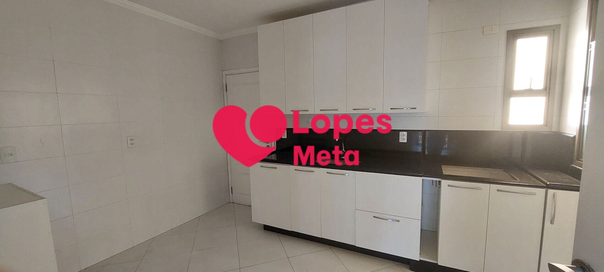 Apartamento para alugar com 3 quartos, 147m² - Foto 13