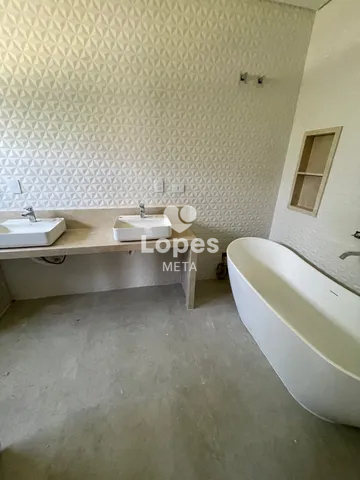 Casa de Condomínio à venda com 4 quartos, 400m² - Foto 11