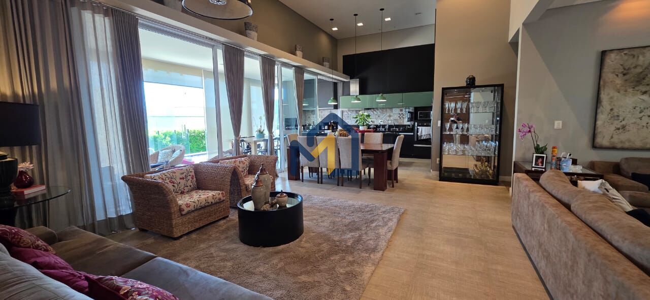 Casa, 3 quartos, 260 m² - Foto 1