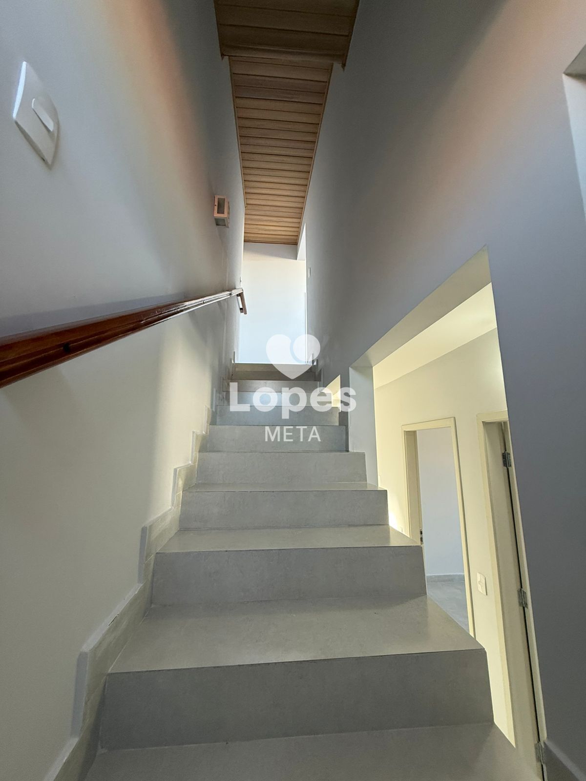 Casa à venda com 3 quartos, 169m² - Foto 7