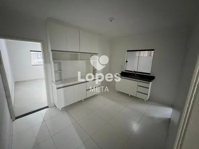 Casa à venda com 3 quartos, 120m² - Foto 4