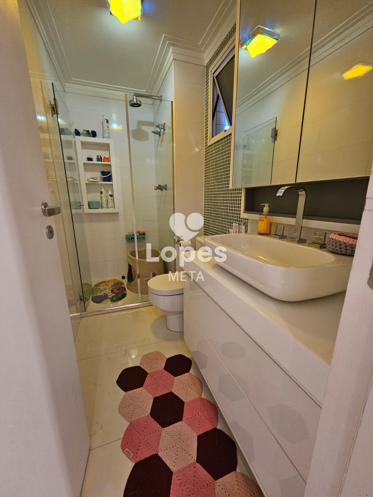 Apartamento à venda com 3 quartos, 182m² - Foto 19