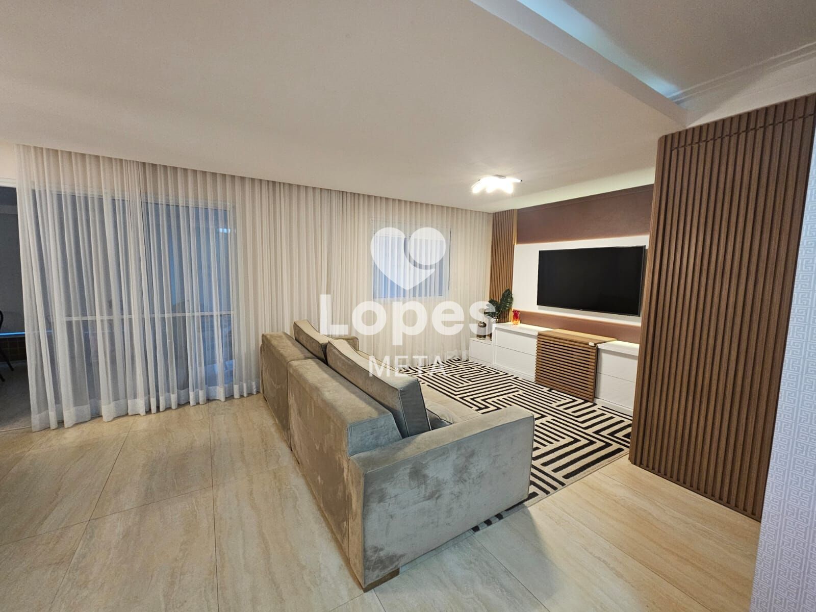 Apartamento à venda com 3 quartos, 182m² - Foto 6