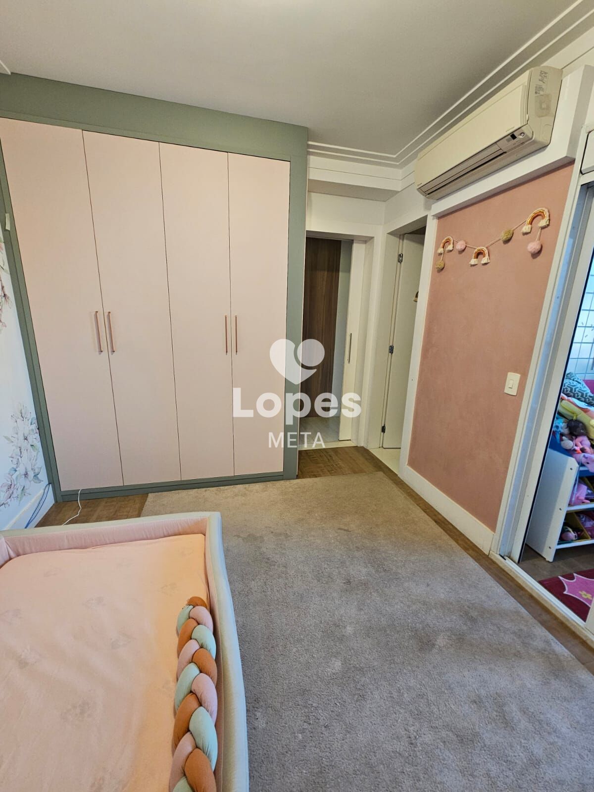 Apartamento à venda com 3 quartos, 182m² - Foto 17