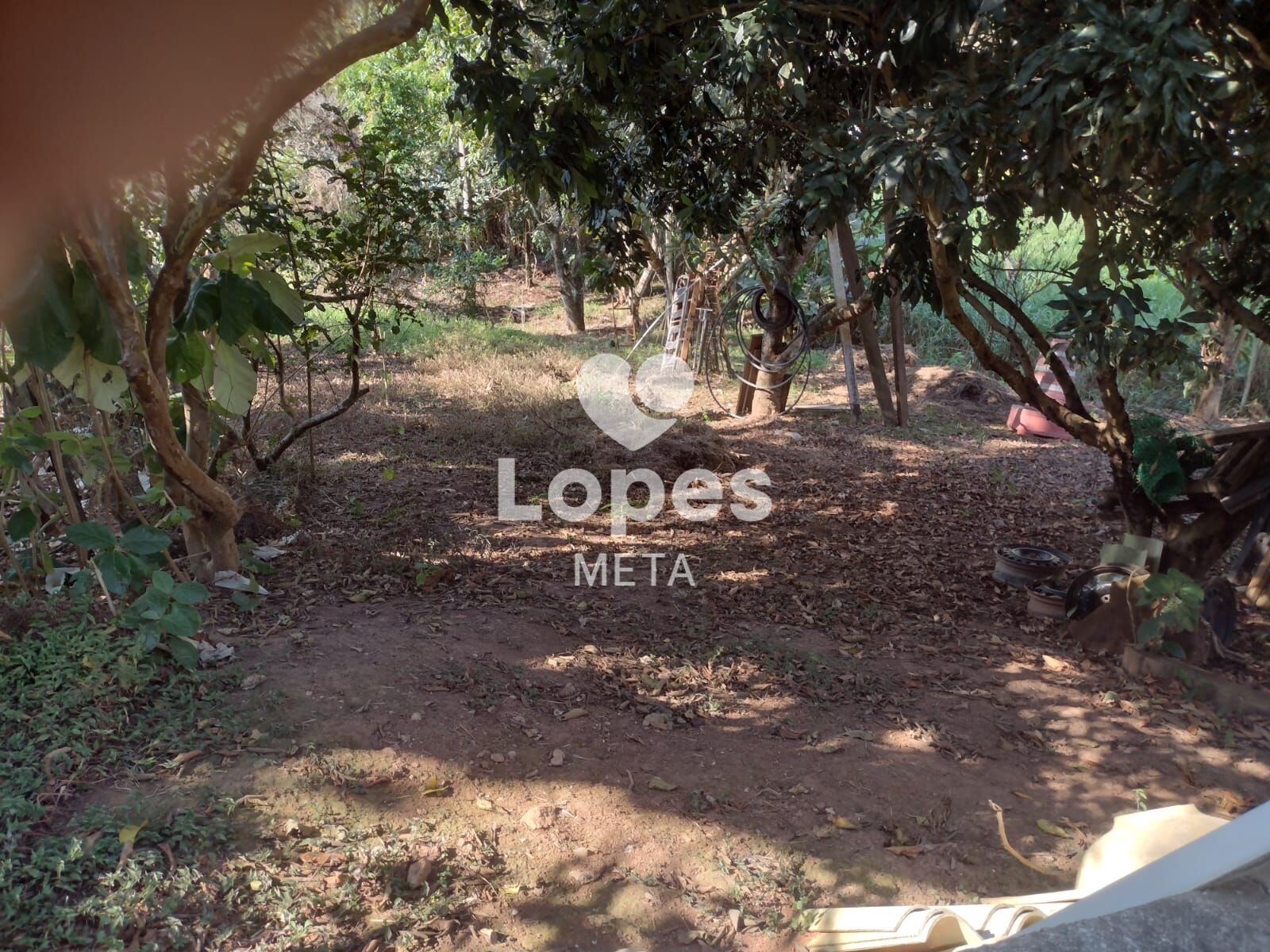 Chácara à venda com 3 quartos, 1300m² - Foto 11