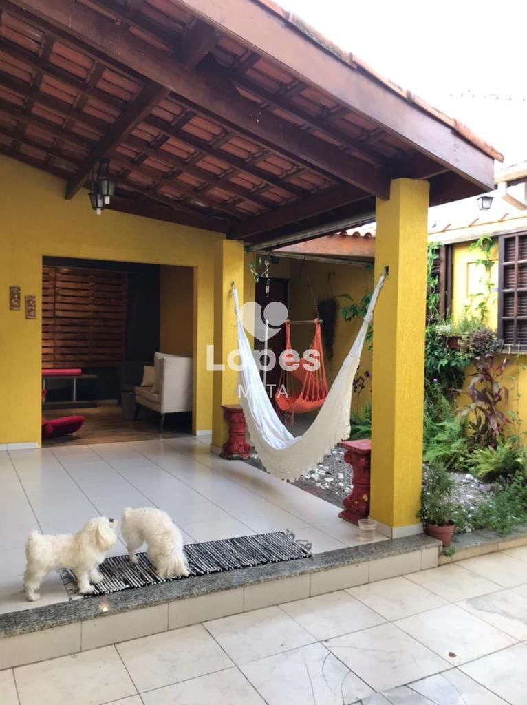 Casa, 3 quartos, 186 m² - Foto 1