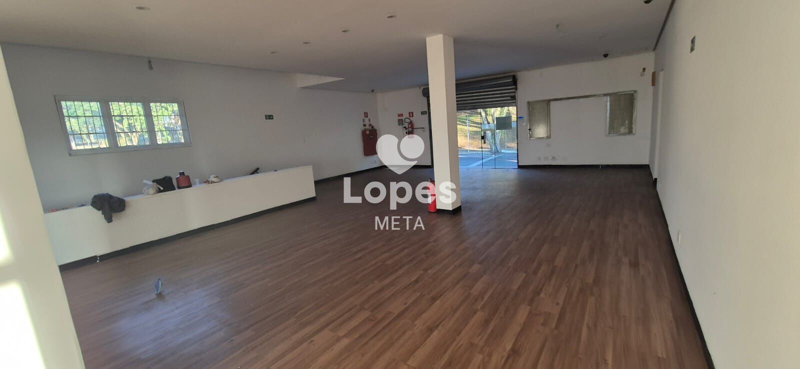 Prédio Inteiro para alugar, 1400m² - Foto 26