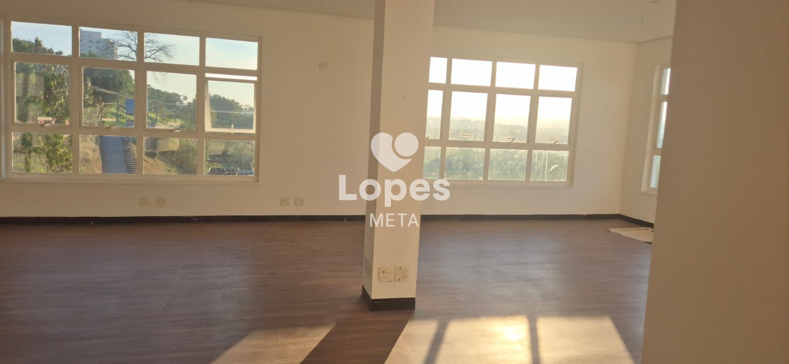 Prédio Inteiro para alugar, 1400m² - Foto 19