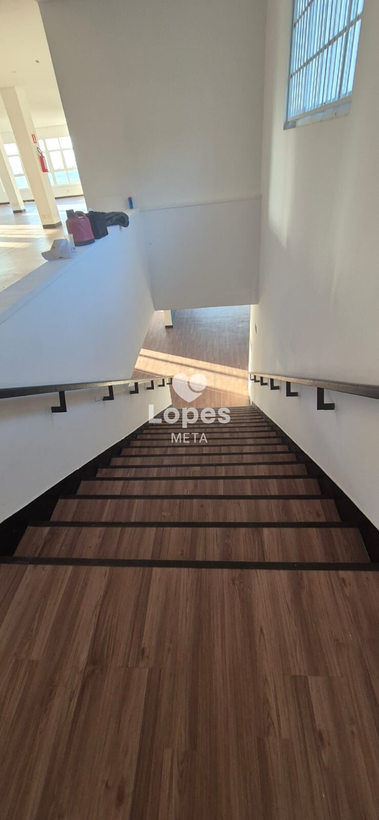 Prédio Inteiro para alugar, 1400m² - Foto 32