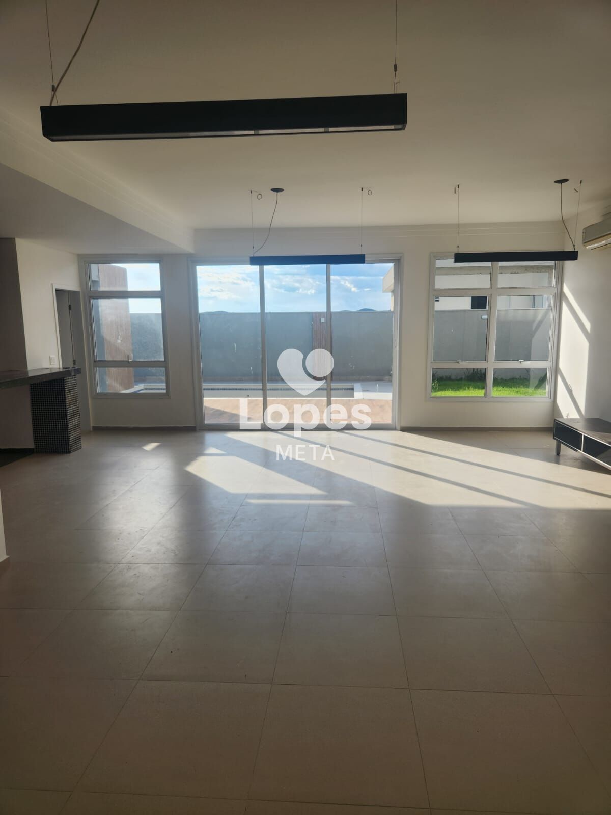 Casa à venda com 4 quartos, 450m² - Foto 12