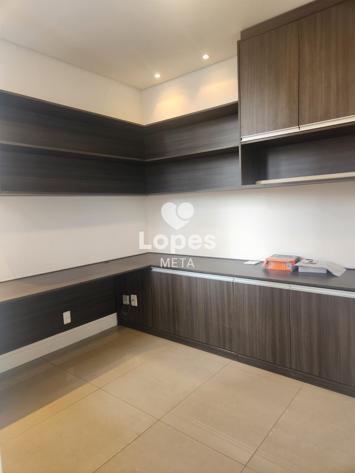 Casa à venda com 4 quartos, 450m² - Foto 28