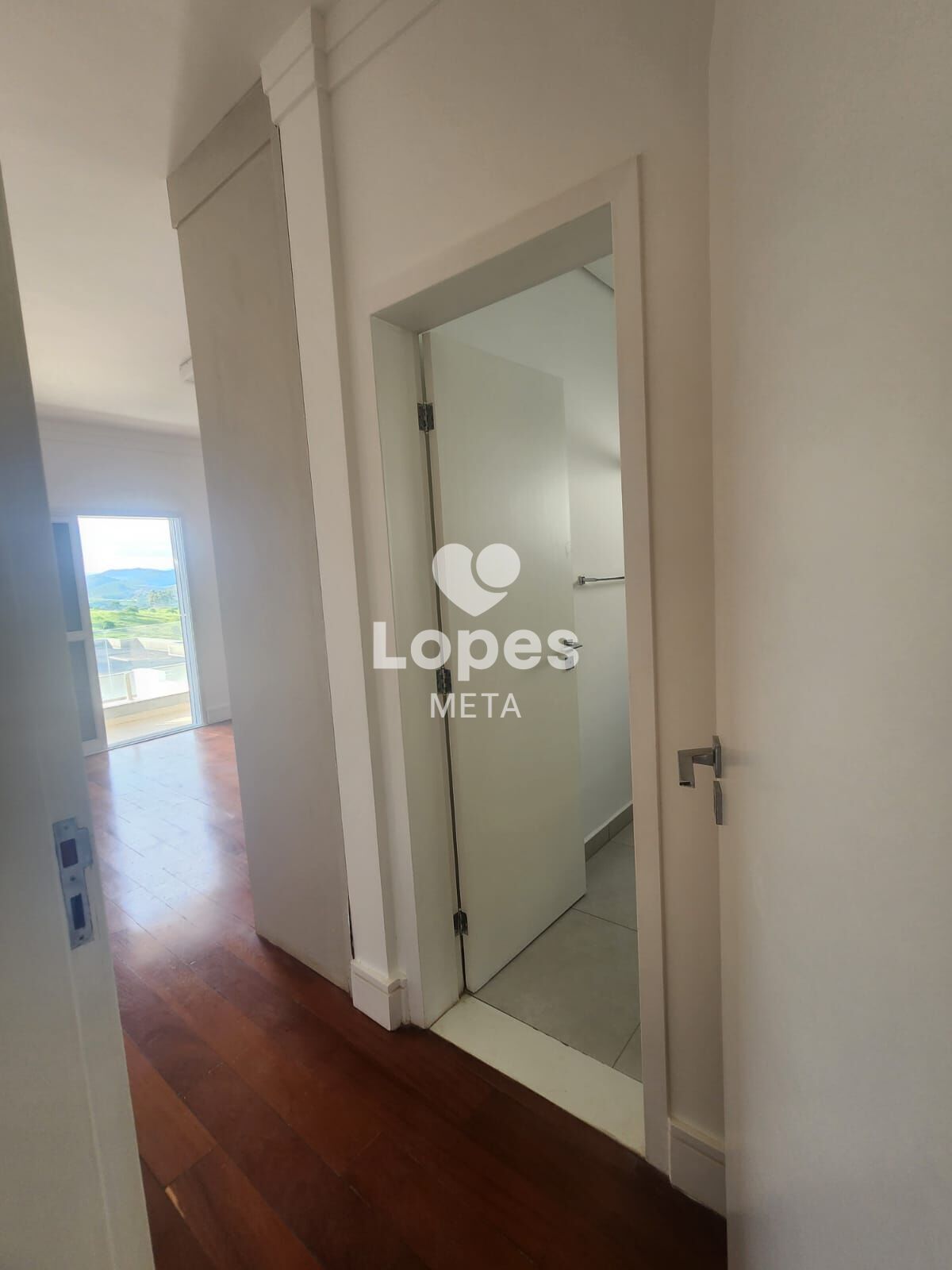 Casa à venda com 4 quartos, 450m² - Foto 31