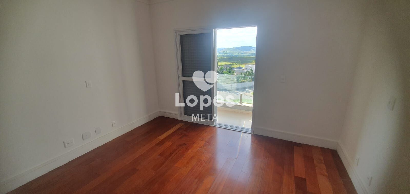 Casa à venda com 4 quartos, 450m² - Foto 22