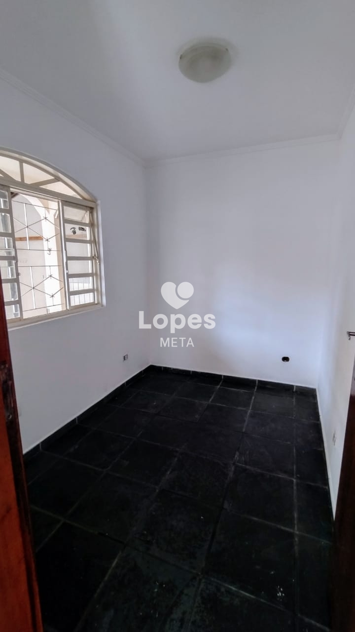 Casa à venda com 3 quartos, 100m² - Foto 24