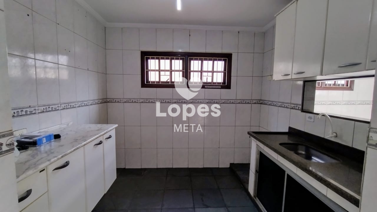 Casa à venda com 3 quartos, 100m² - Foto 19
