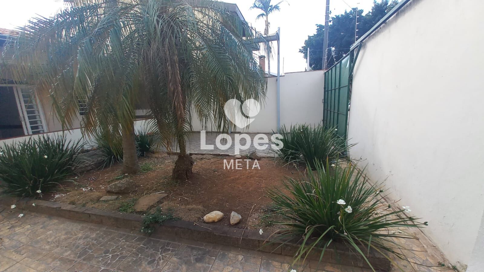 Casa à venda com 3 quartos, 100m² - Foto 34