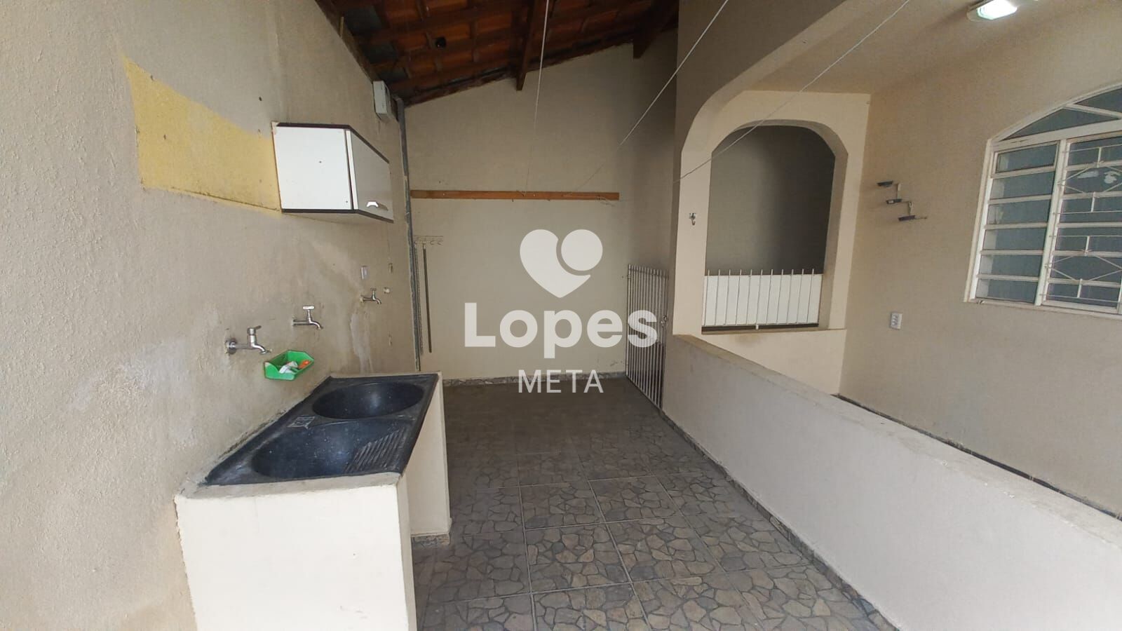 Casa à venda com 3 quartos, 100m² - Foto 10