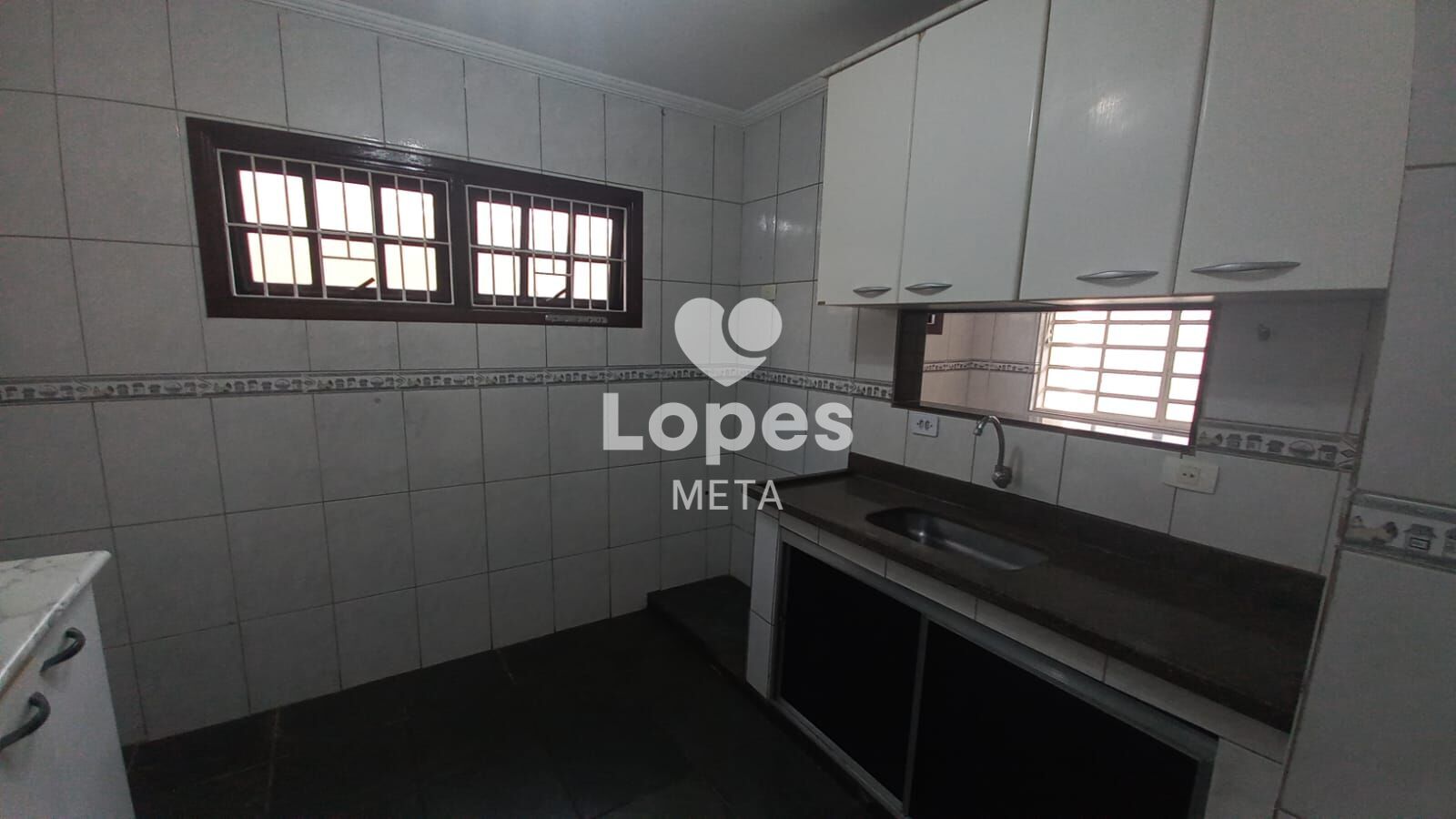 Casa à venda com 3 quartos, 100m² - Foto 22