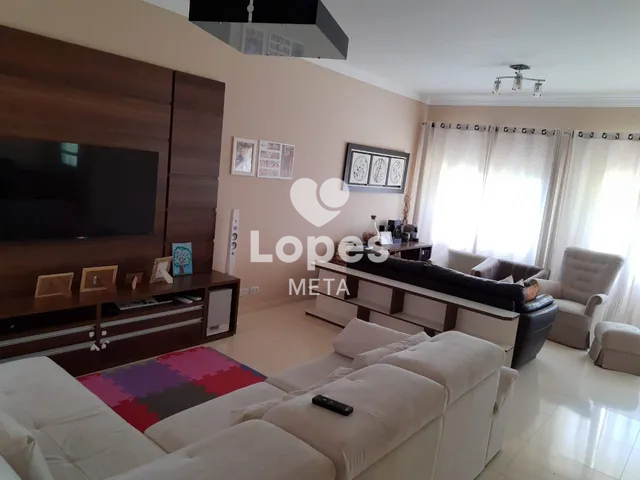 Casa de Condomínio à venda com 3 quartos, 230m² - Foto 3