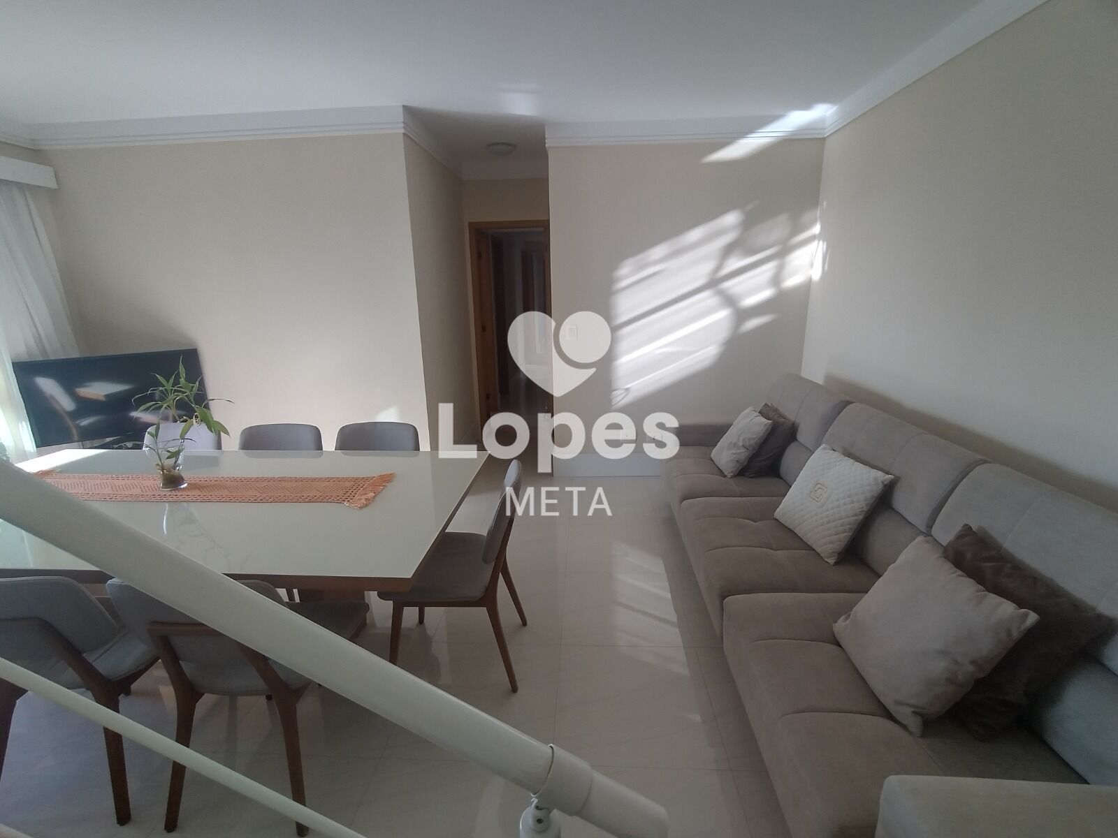 Cobertura à venda com 4 quartos, 243m² - Foto 4