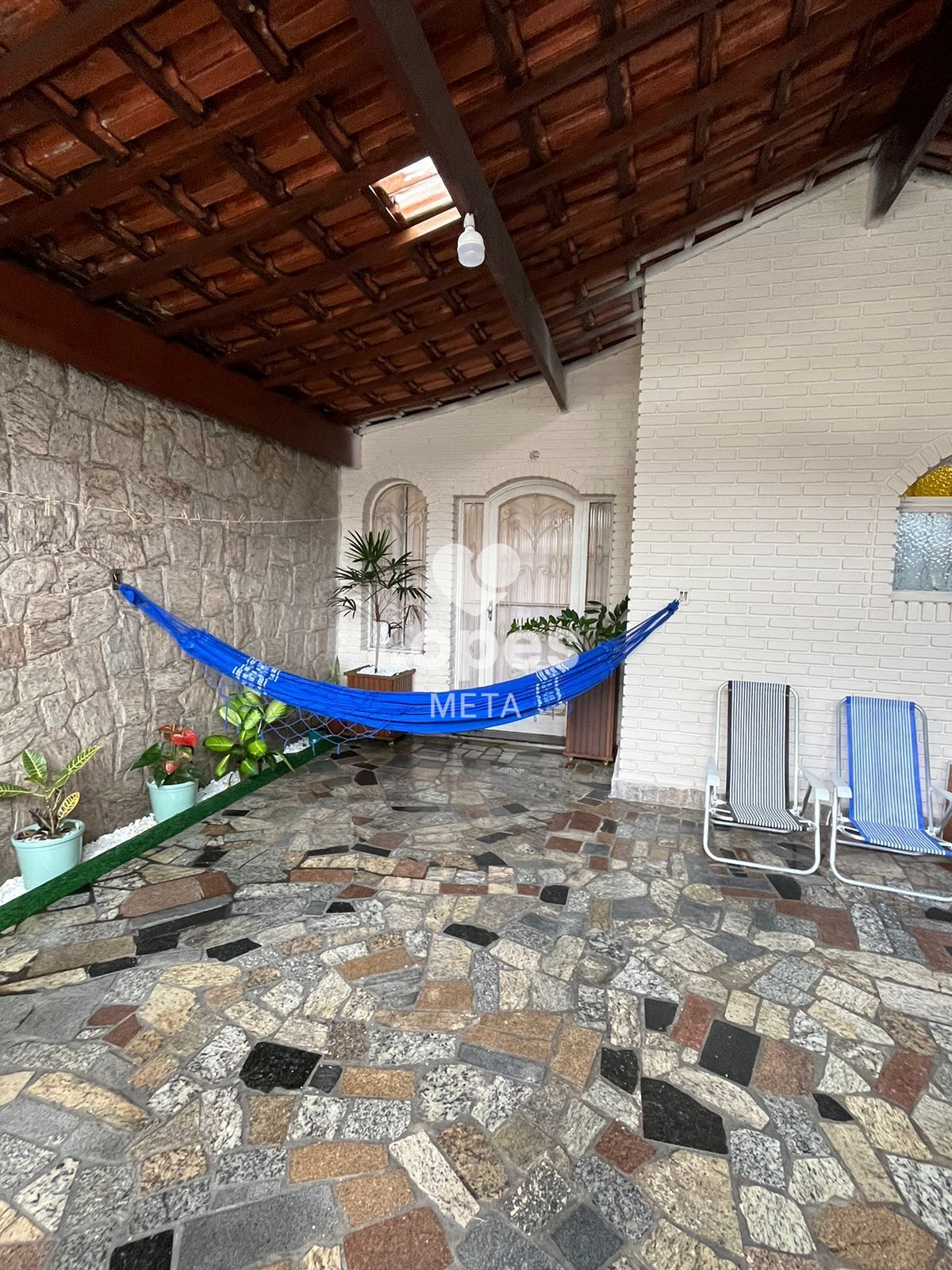 Casa à venda com 3 quartos, 61m² - Foto 2