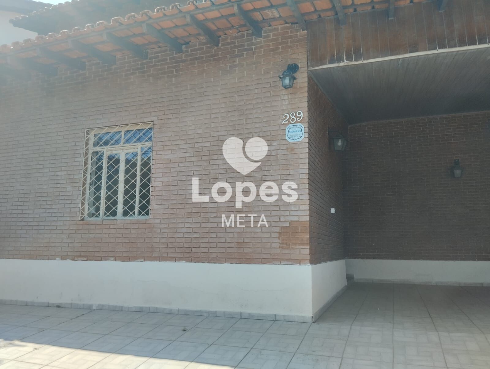 Casa à venda com 5 quartos, 318m² - Foto 3
