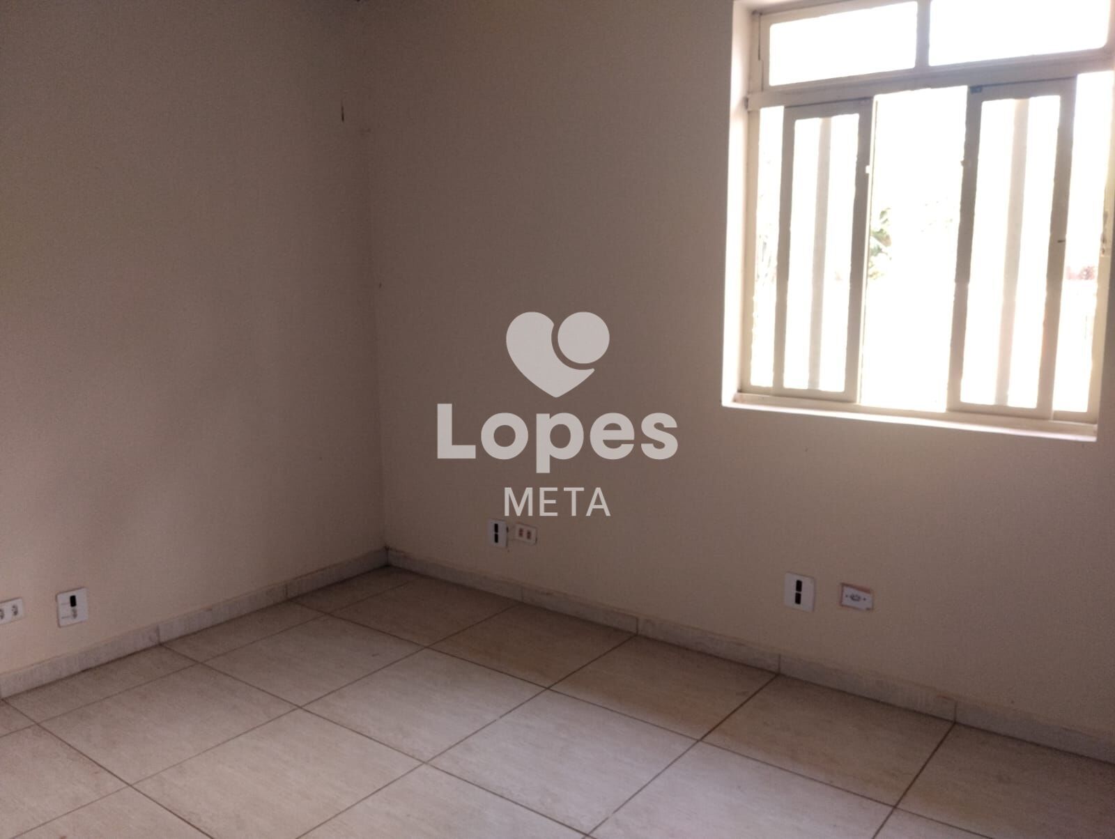 Casa à venda com 5 quartos, 318m² - Foto 9