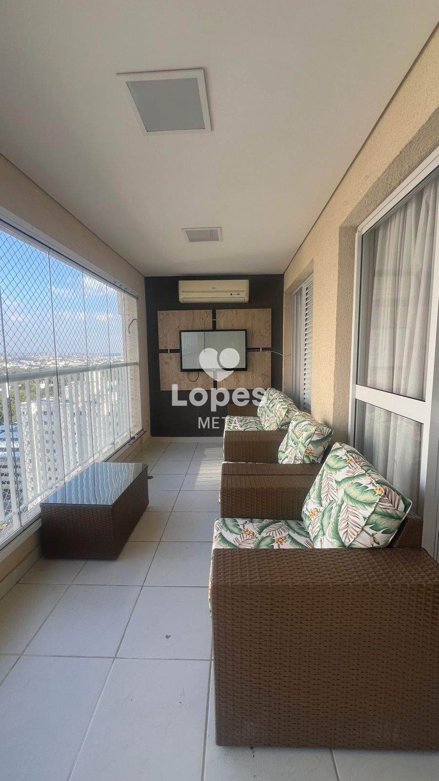 Apartamento para alugar com 3 quartos, 156m² - Foto 4