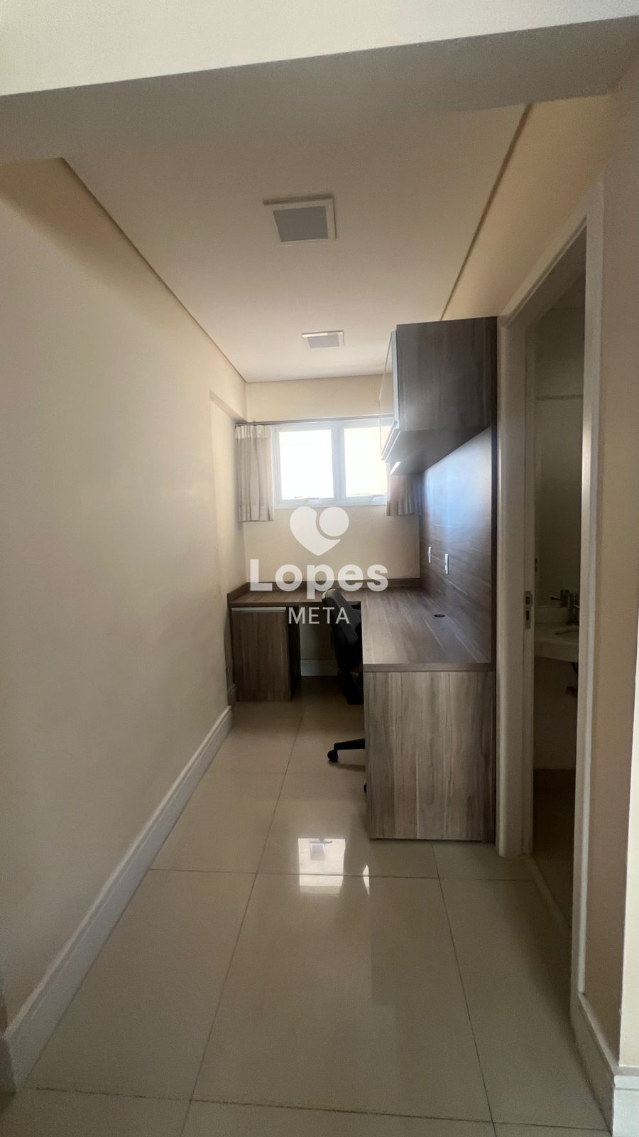 Apartamento para alugar com 3 quartos, 156m² - Foto 28