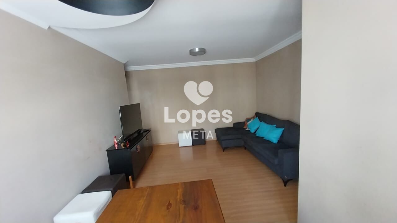 Apartamento à venda com 3 quartos, 75m² - Foto 2
