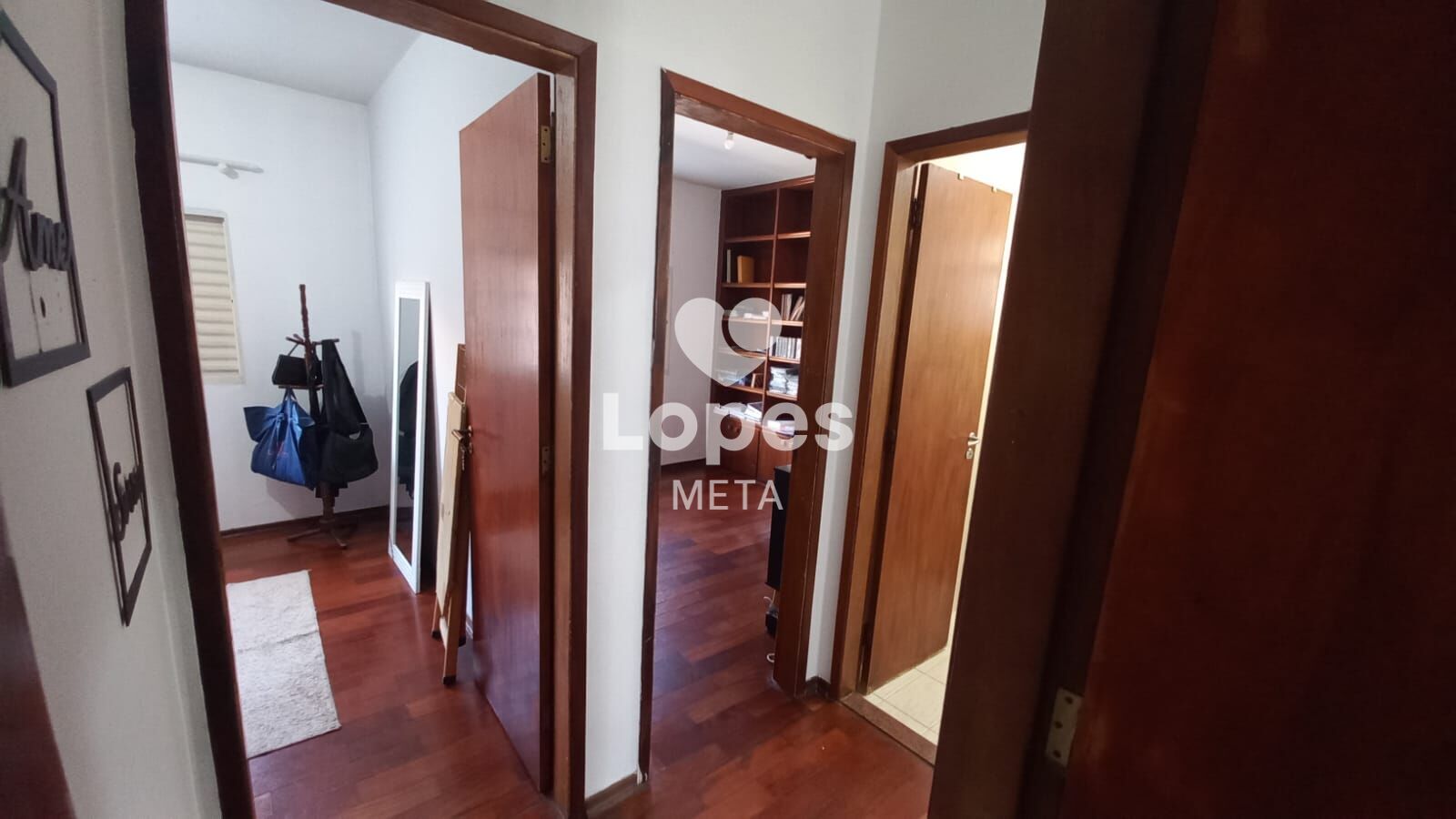 Casa à venda com 3 quartos, 140m² - Foto 9
