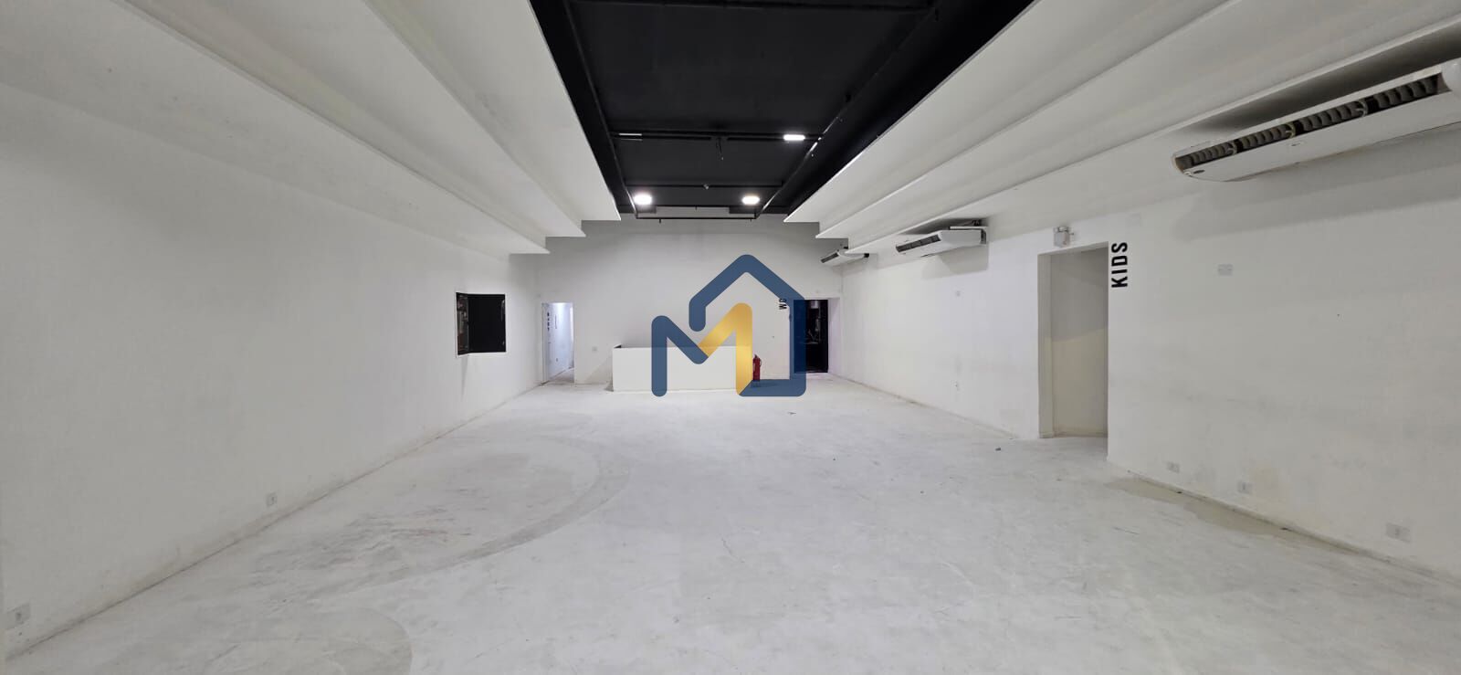 Loja-Salão, 200 m² - Foto 1