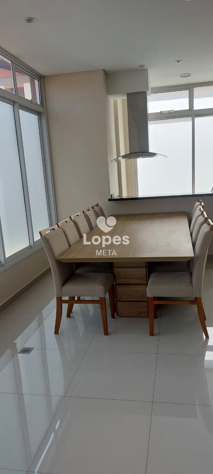 Apartamento à venda com 2 quartos, 70m² - Foto 15