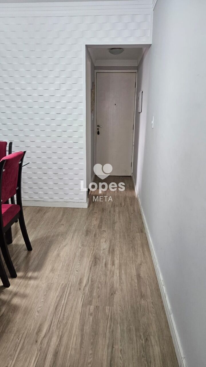 Apartamento para alugar com 2 quartos, 57m² - Foto 5