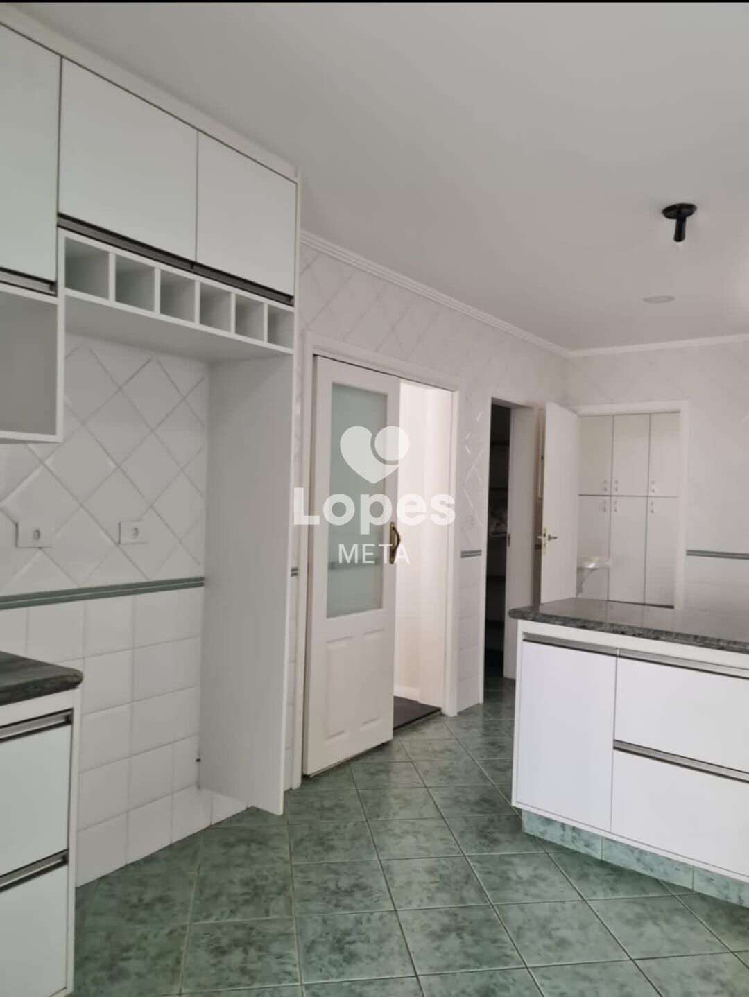 Casa, 4 quartos, 285 m² - Foto 4