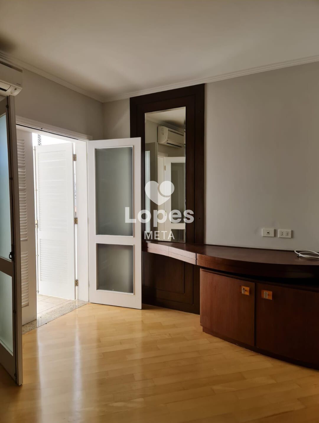 Casa, 4 quartos, 285 m² - Foto 31