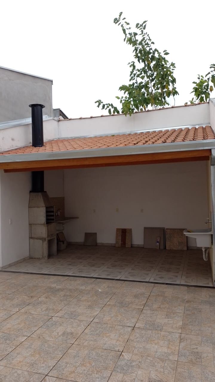 Casa de Condomínio à venda com 2 quartos, 70m² - Foto 1