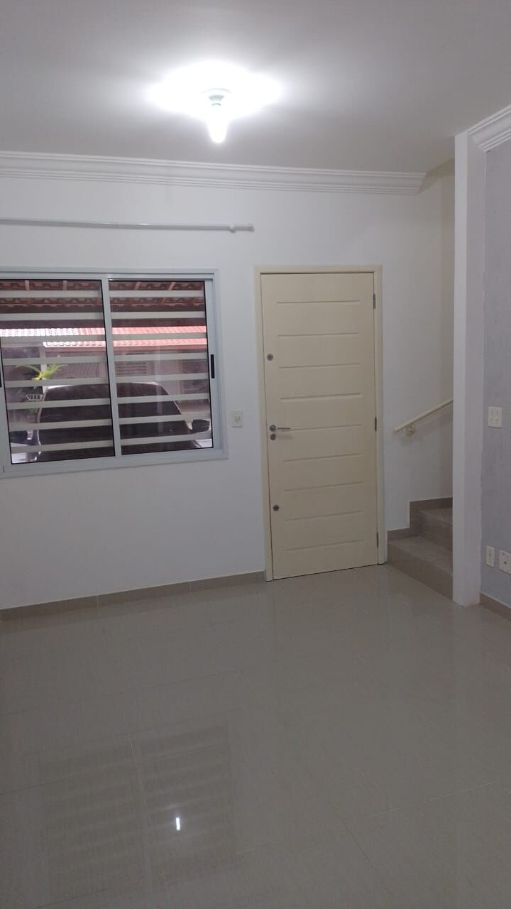 Casa de Condomínio à venda com 2 quartos, 70m² - Foto 4