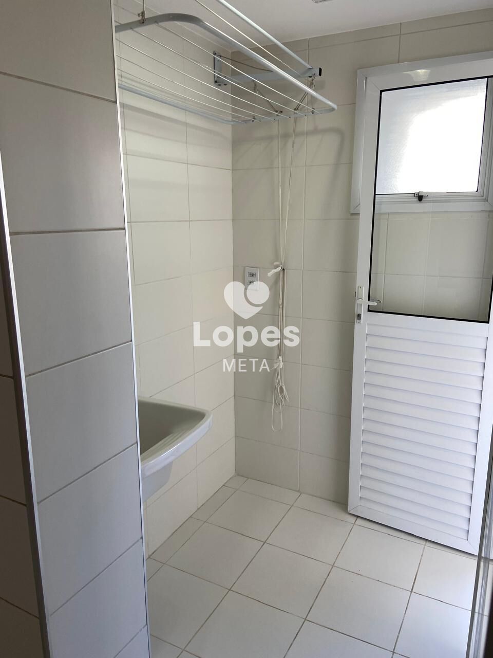 Apartamento para alugar com 2 quartos, 74m² - Foto 25