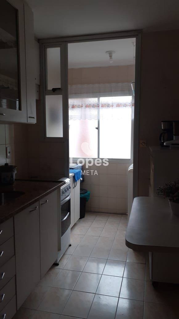 Apartamento para alugar com 3 quartos, 69m² - Foto 6
