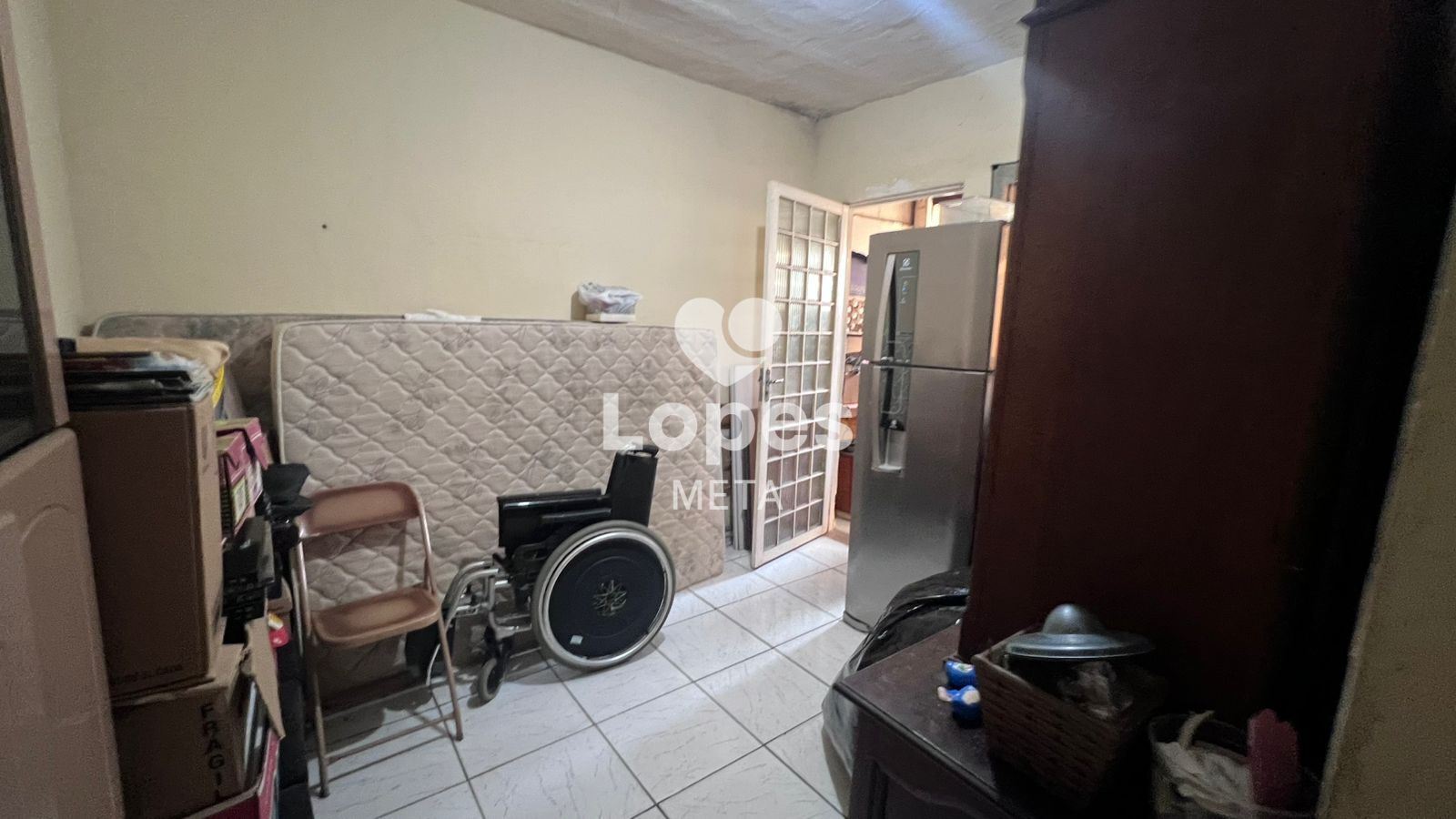 Casa à venda com 3 quartos, 250m² - Foto 4
