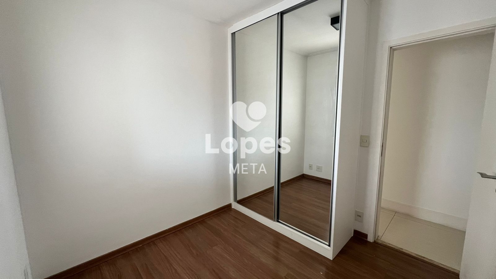 Apartamento à venda com 3 quartos, 125m² - Foto 14
