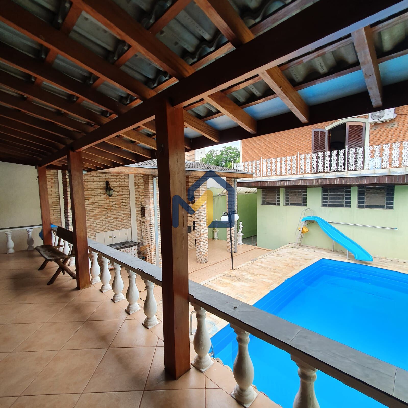 Casa, 4 quartos, 300 m² - Foto 1
