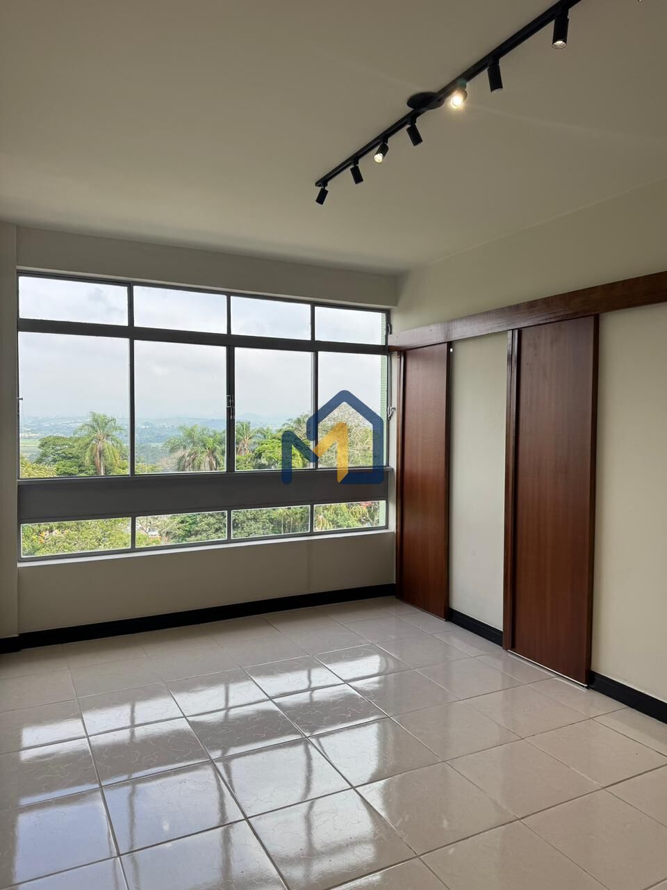 Sala-Conjunto, 40 m² - Foto 2