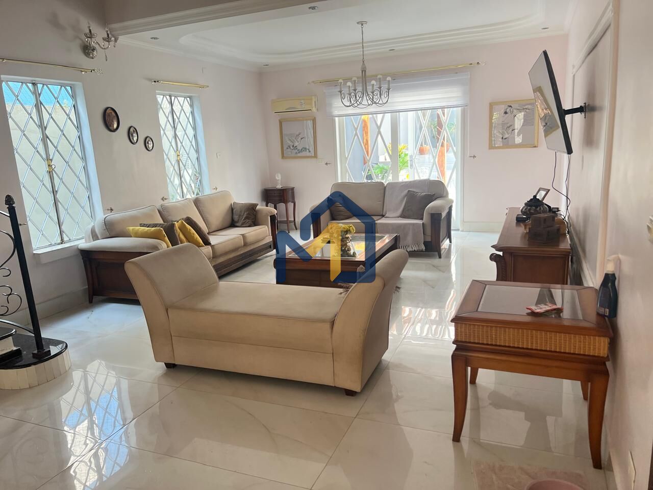 Casa, 4 quartos, 260 m² - Foto 4