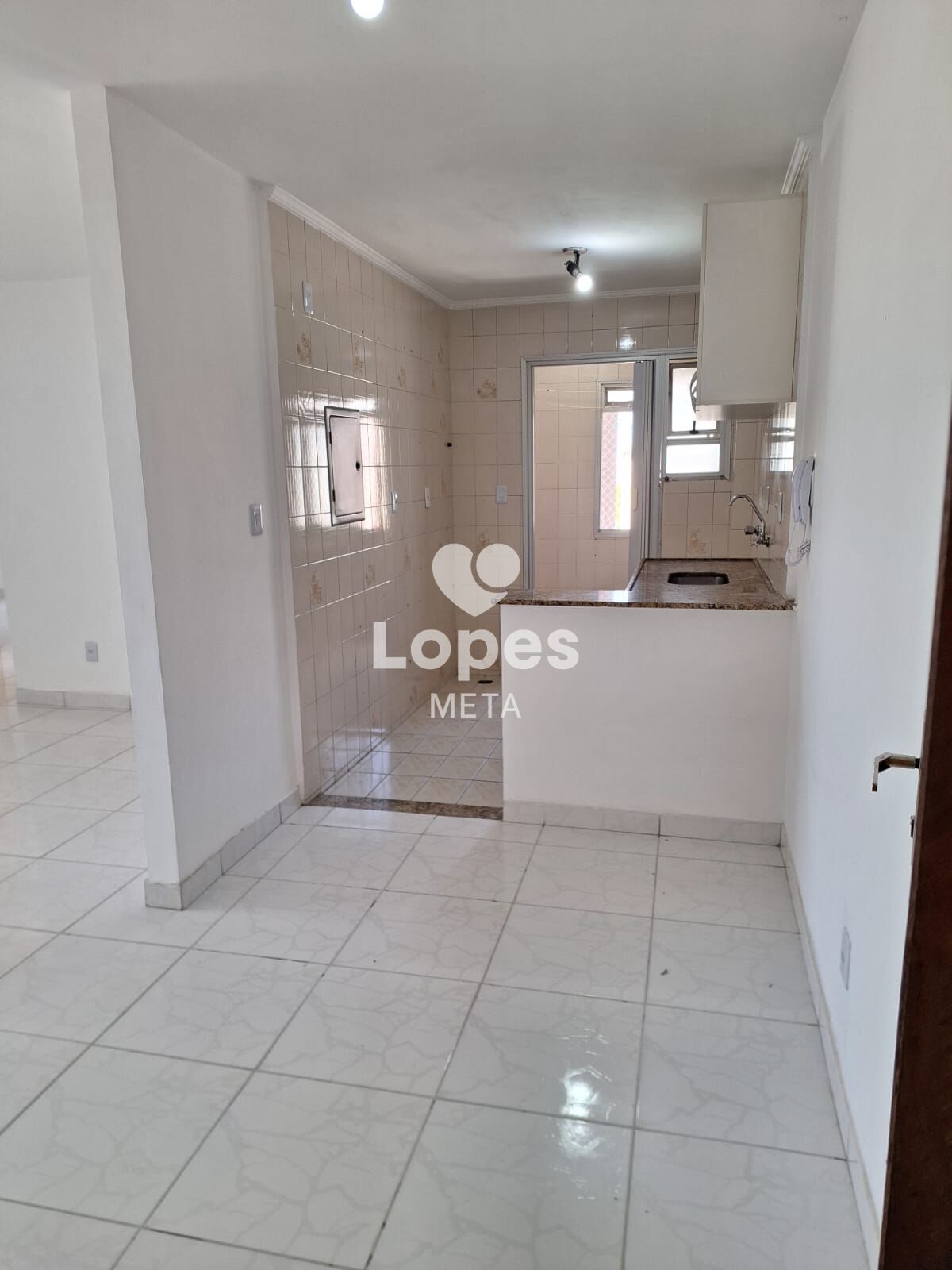 Apartamento para alugar com 3 quartos, 70m² - Foto 3
