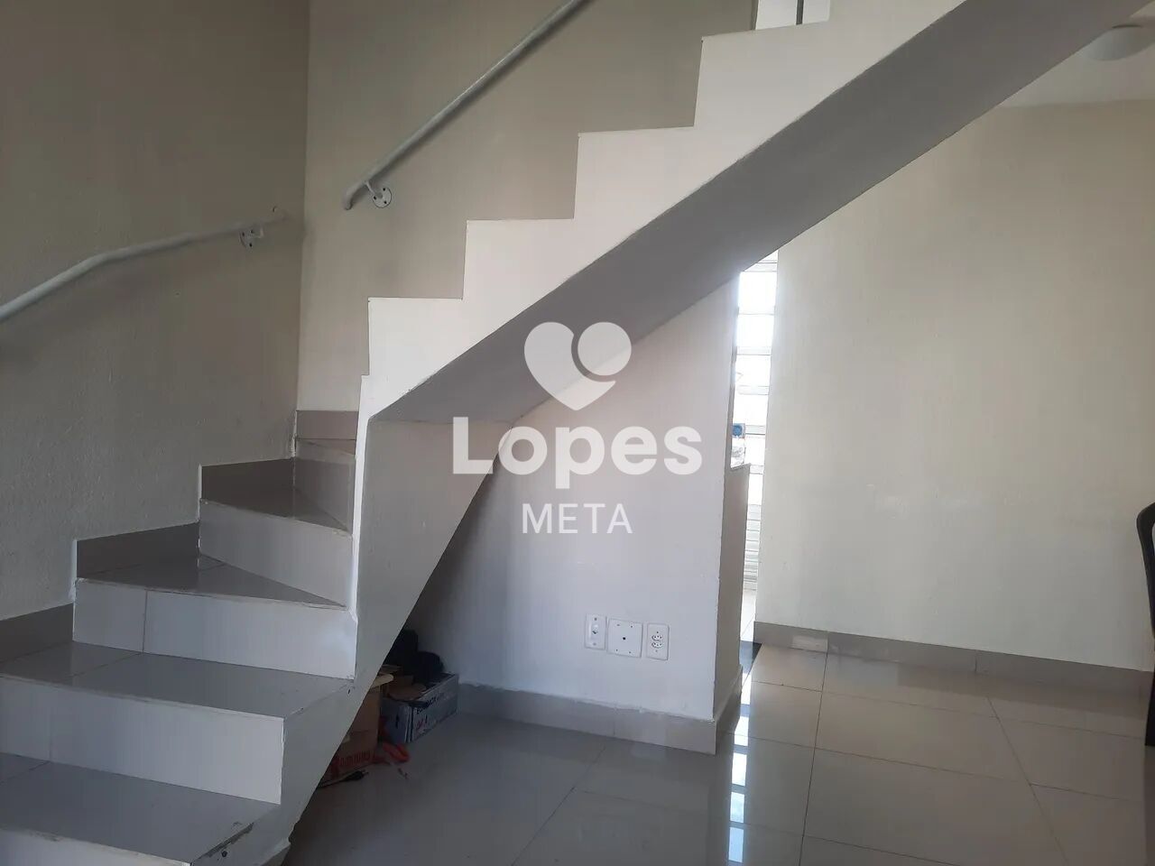 Casa à venda com 2 quartos, 130m² - Foto 9